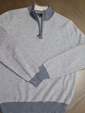 Scott Barber 100%Merinos Wool Heathered Light Gray 1/4 Zip Sweater Large